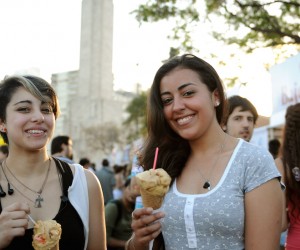 Festival del Helado Artesanal en el Parque Nacional a la Bandera en Rosario (Argentina)